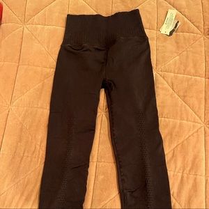 💕Free People Movement Cropped Leggings💕